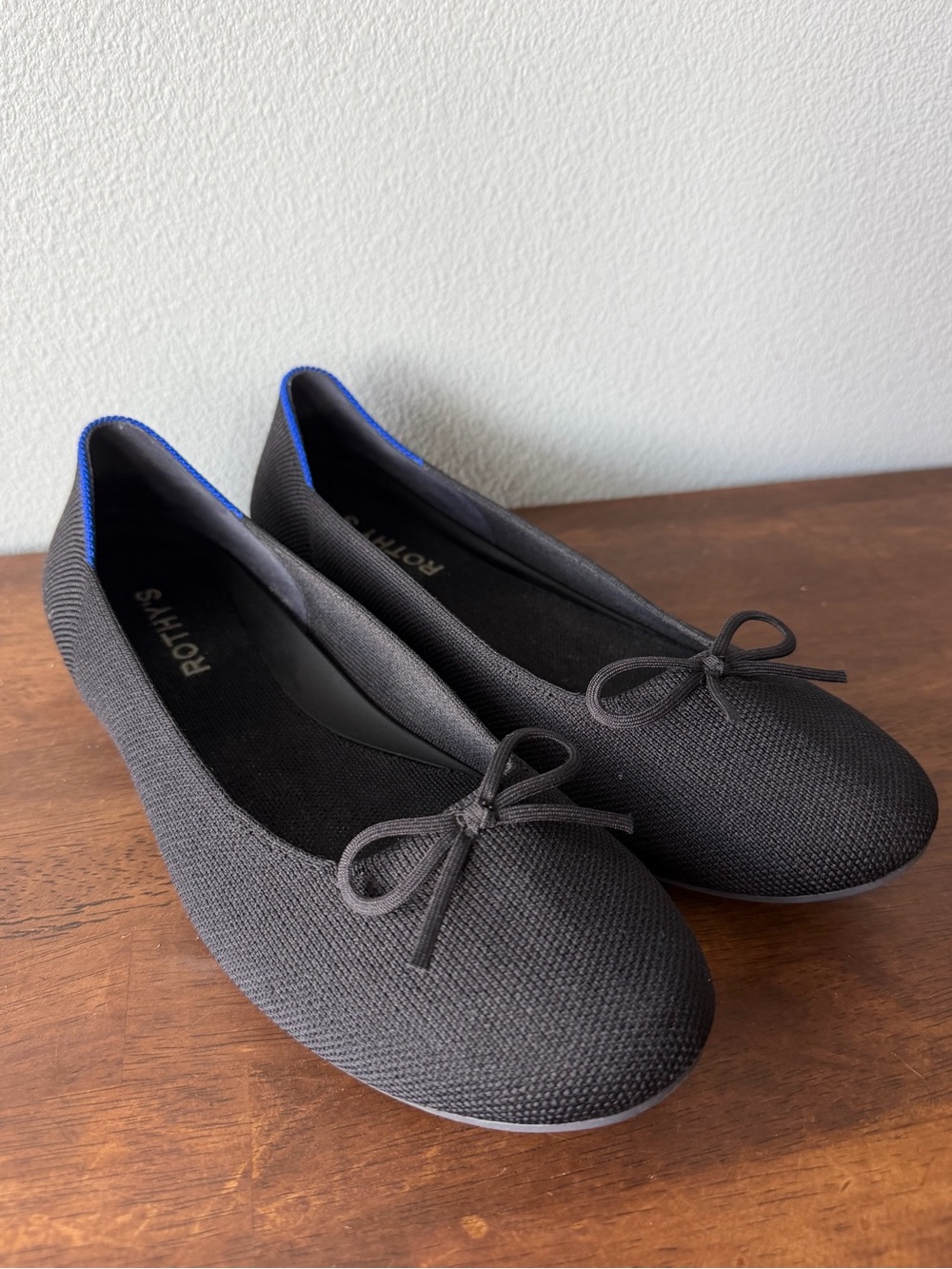 Rothy’s black stretch knit round toe bow Ballet flats Women’s sz 9